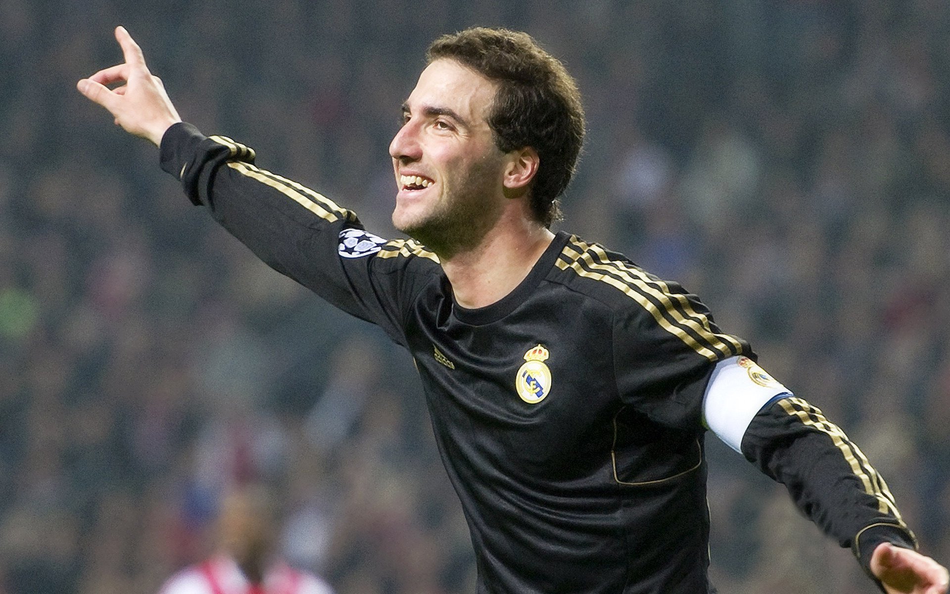 亚冠联赛国足迎战 技术细节备受关注，亚足联亚冠