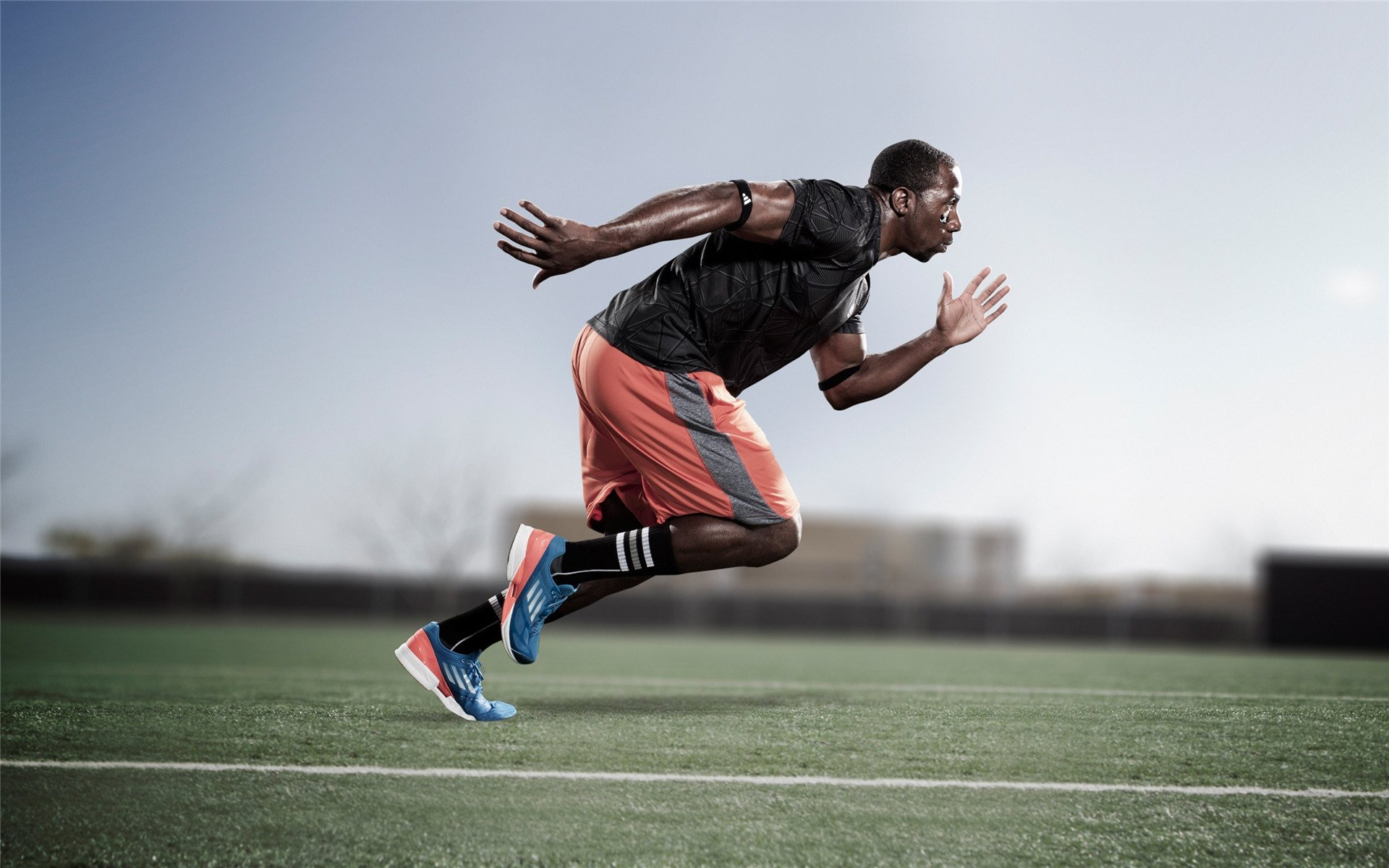 突尼斯希望门将高接低挡,避免大败,突尼斯足球队